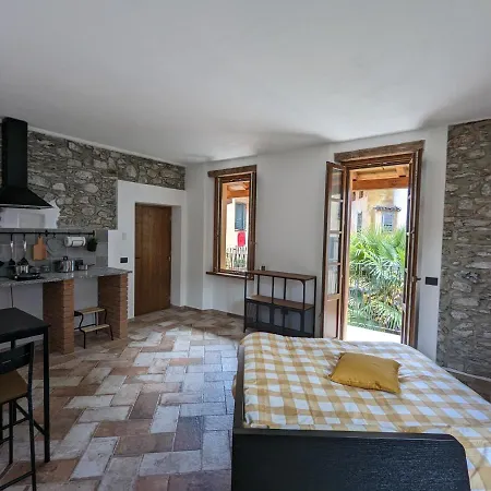 Antica Osteria Apartments Dongo Exterior foto